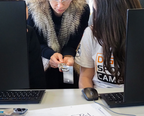 Micromata Security Expertin bei MINT Workshop