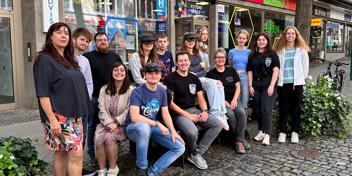 Gruppenfoto mit Micromata Geschäftsführung beim FutureSpace Kassel