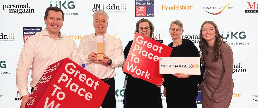 Gruppenfoto von der Preisverleihung zu Great Place to Work 2025 in Köln