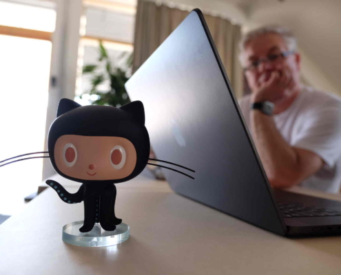 Das GitHub-Maskottchen Octocat beim Open Source Friday 2025 bei Micromata